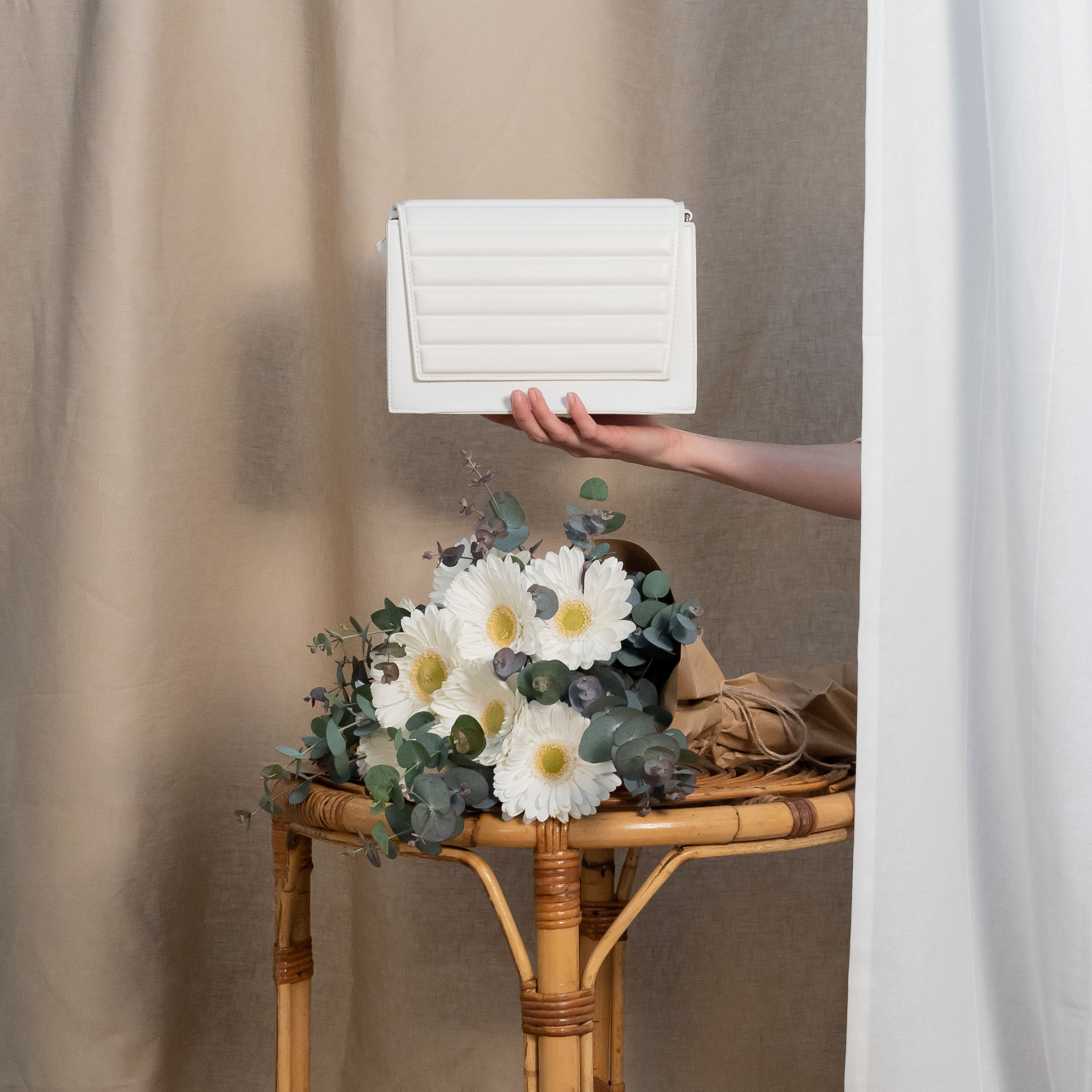 CROSSBODY BAG WHITE - STYLE1645 CROSSBODY BAG WHITE - STYLE1645