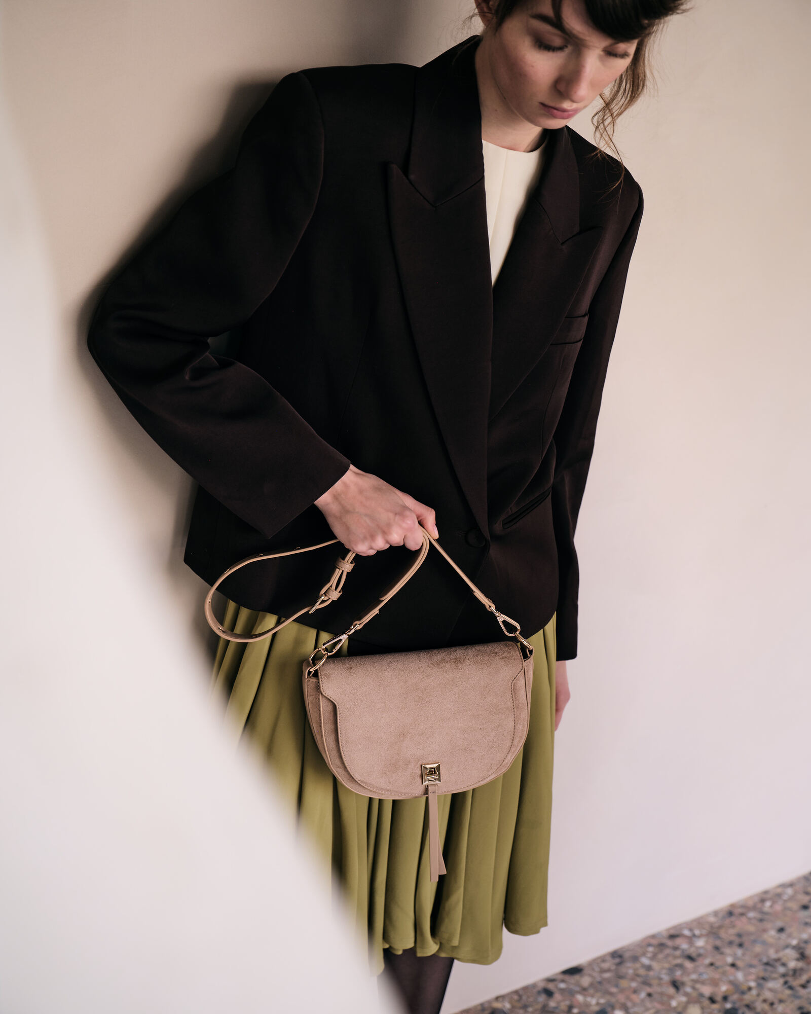 CROSSBODY BAG TAUPE - STYLE5224
