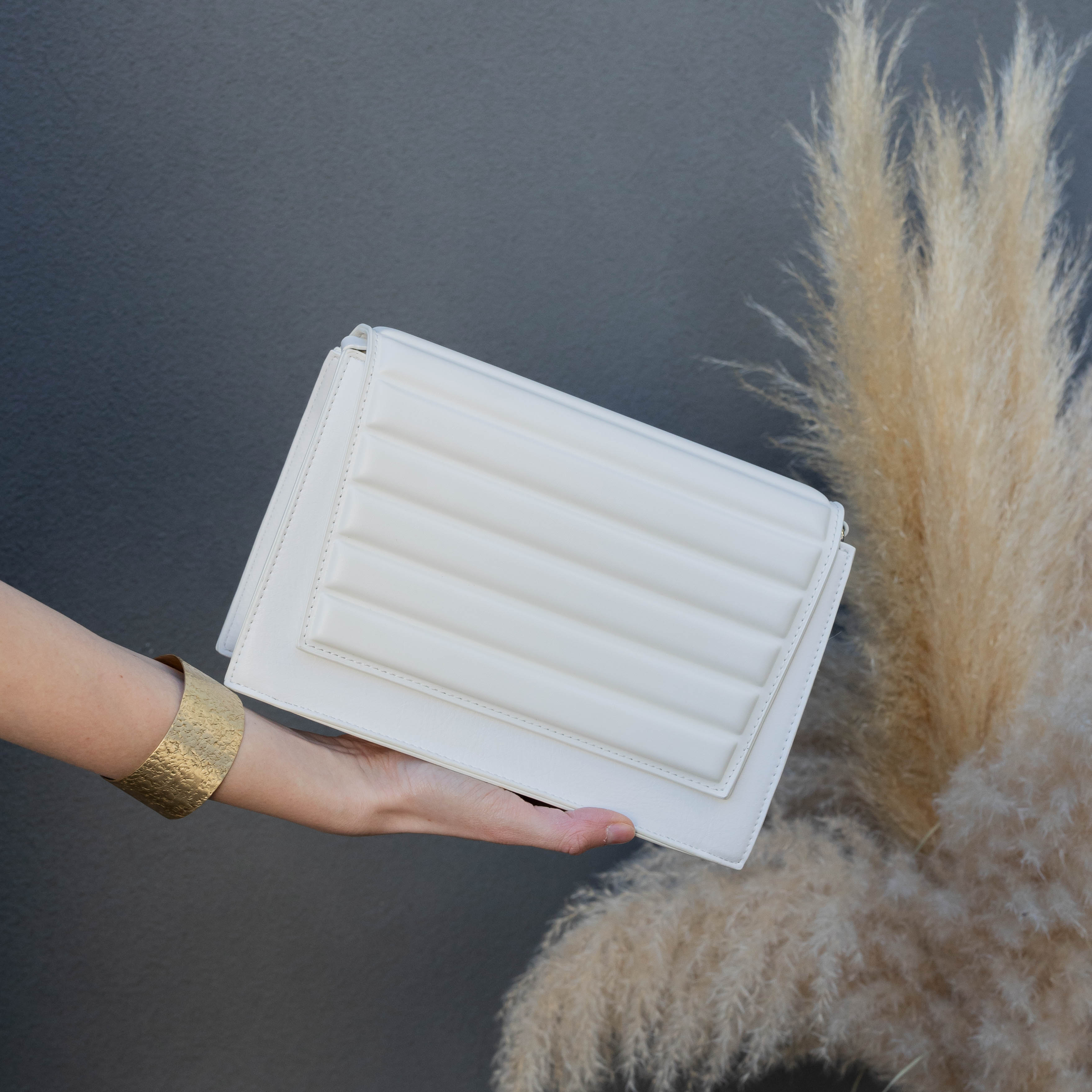 CROSSBODY BAG WHITE - STYLE1645 CROSSBODY BAG WHITE - STYLE1645
