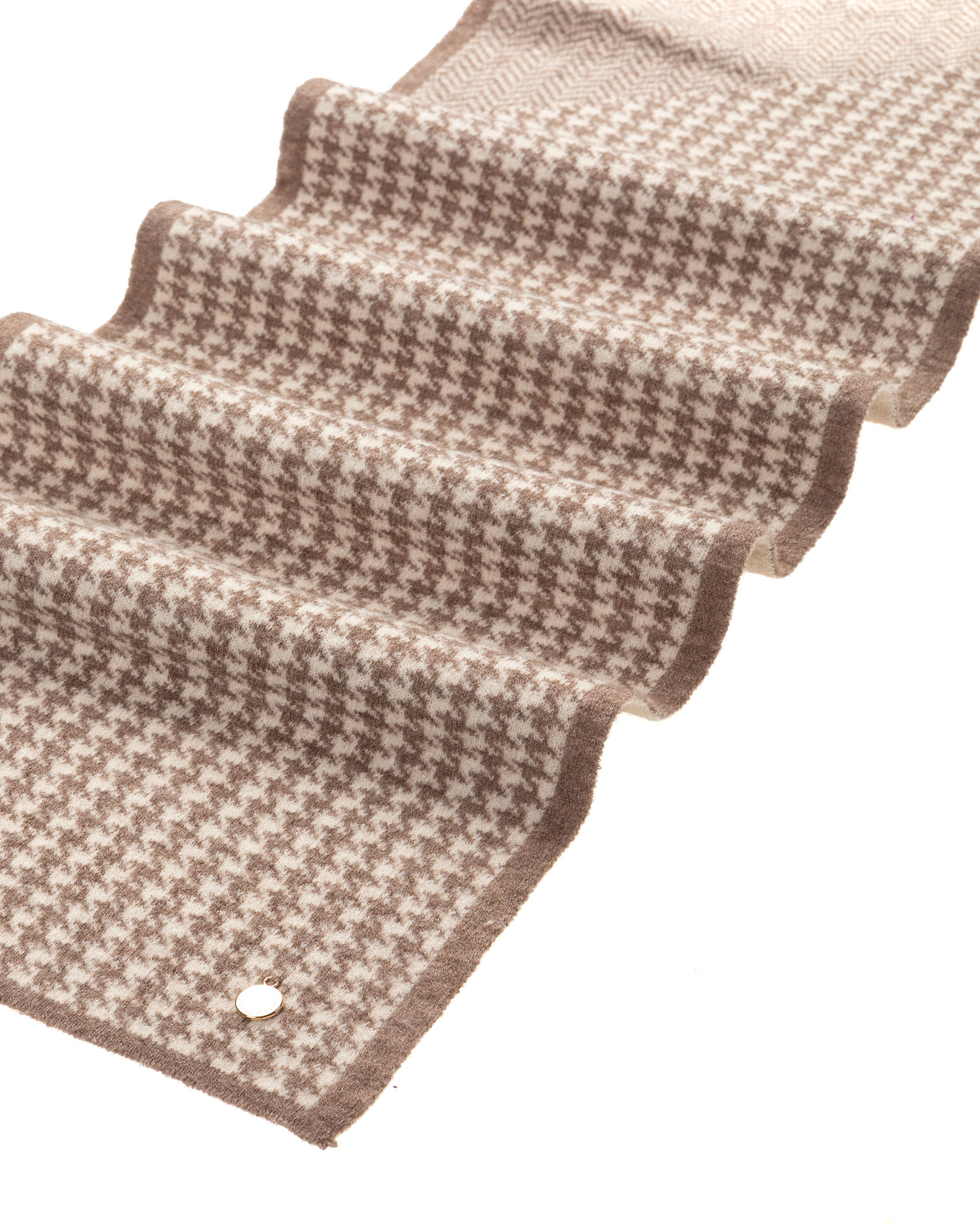 alessia massimo sciarpa